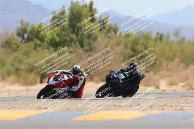 media/Apr-09-2023-SoCal Trackdays (Sun) [[333f347954]]/Turn 7 (1135am)/